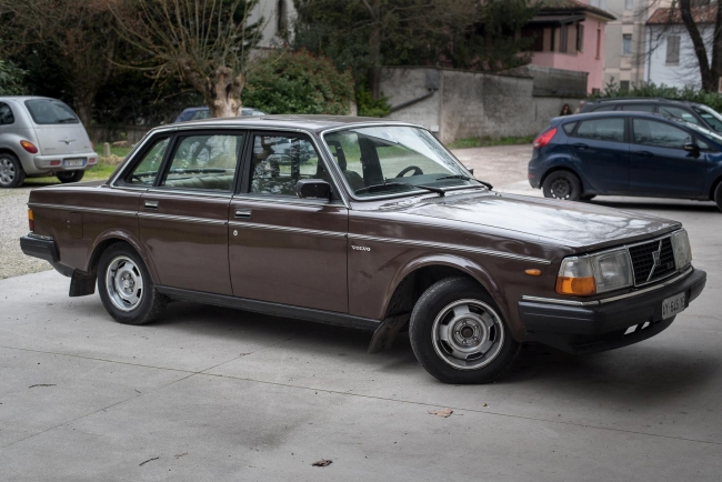 Foto Volvo 220