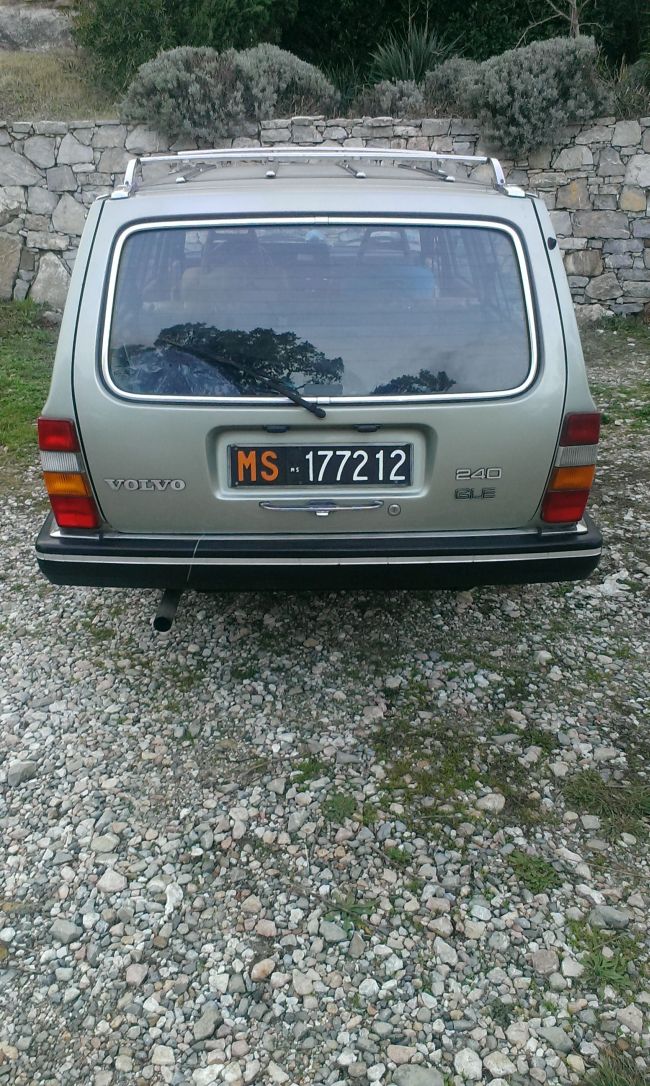 Foto Volvo 305